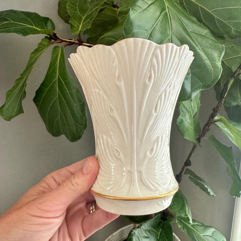 Vintage Lenox "Cranford" Embossed Ivory Porcelain Art Deco Vase 24k Gold Rim